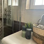 Feriehus Caloroczny Nad Jeziorem - Balia Z Jacuzzi Balewo (Pomerania)